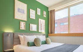 Maxhotel Amsterdam Airport Schiphol - Recently Renovated